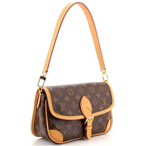 petit pochette louis vuitton|Louis Vuitton diane bag.